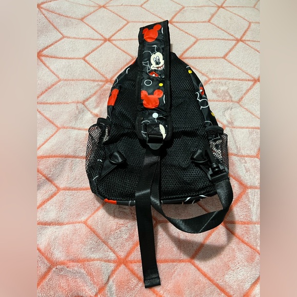 Large Mickey Mouse Sling Bag ✨NWOT✨ - Picture 2 of 7